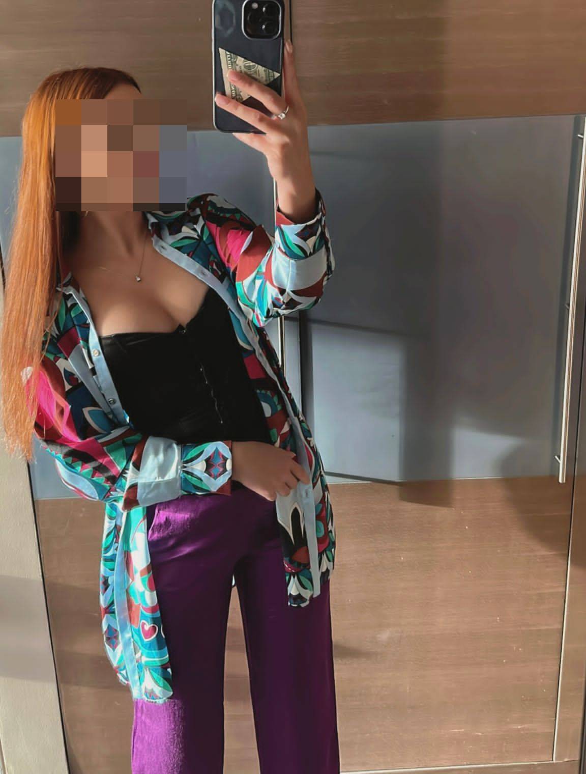 Taksim Escort Bayan Cemreyle Bir Kaçamak Yapın
